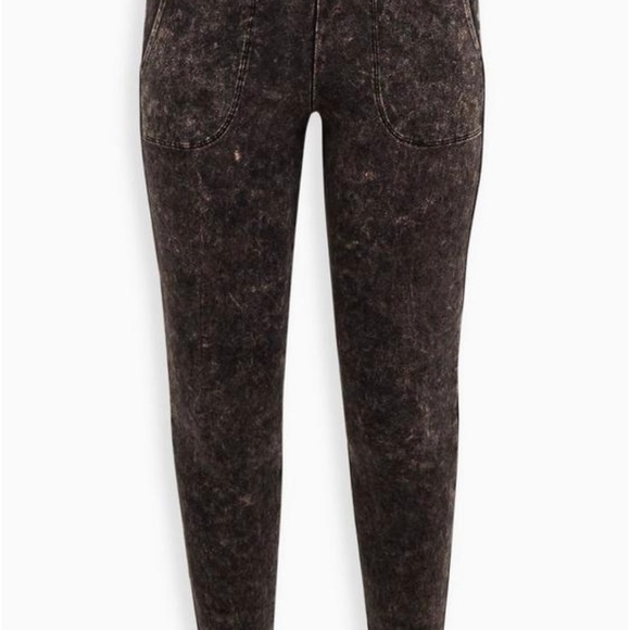 NWT Torrid size 1 leggings WITH POCKETS - Picture 4 of 11